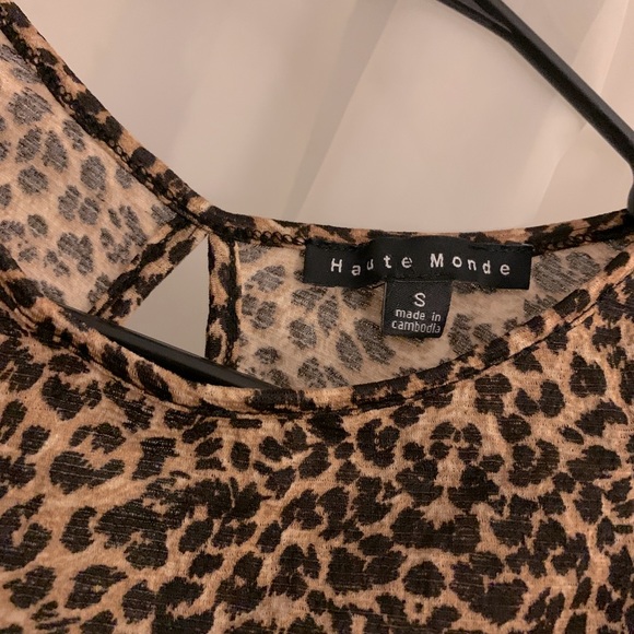 Leopard top with cinched waist - Picture 3 of 5